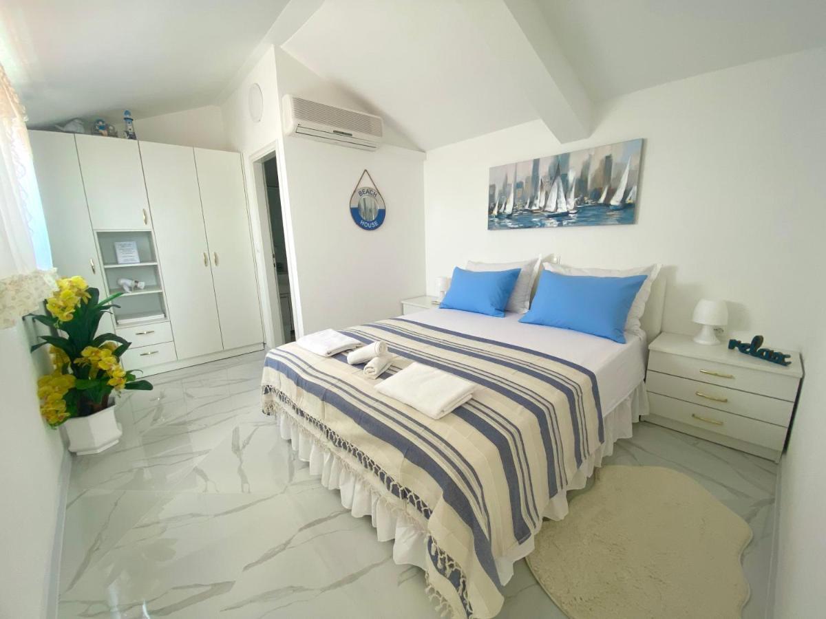 Apartments And Rooms Katarina Živogošće Zewnętrze zdjęcie